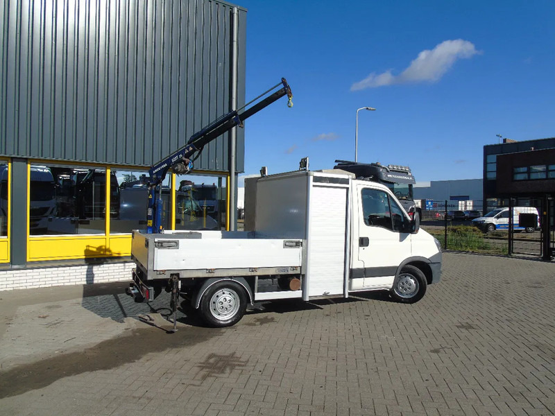 Iveco Daily 35S15 + amcoveba 602 + manual - כלי רכב מסחרי במיטה שטוחה: תמונה 5 Iveco Daily 35S15 + amcoveba 602 + manual - כלי רכב מסחרי במיטה שטוחה: תמונה 5