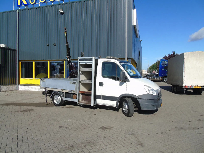 Iveco Daily 35S15 + amcoveba 602 + manual - כלי רכב מסחרי במיטה שטוחה: תמונה 3 Iveco Daily 35S15 + amcoveba 602 + manual - כלי רכב מסחרי במיטה שטוחה: תמונה 3