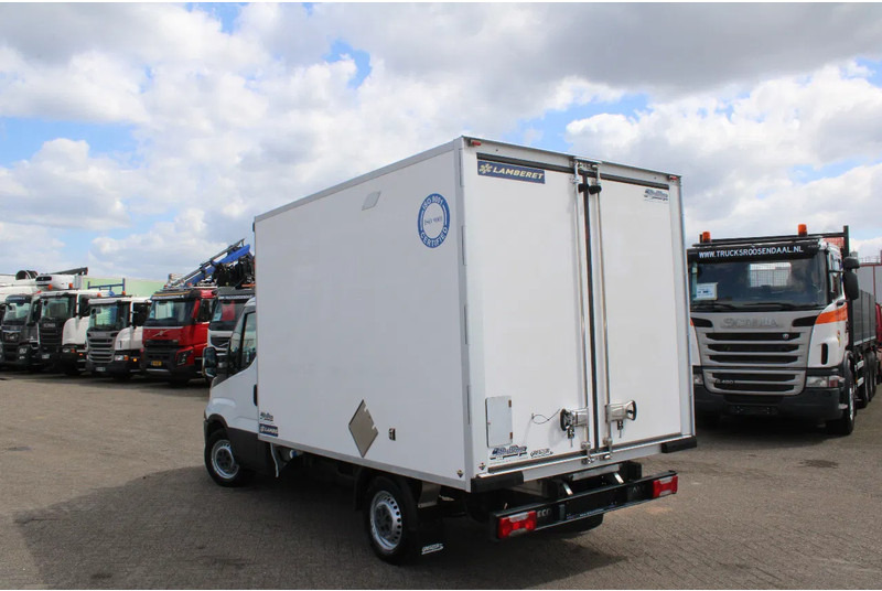 Iveco Daily 35S18 + carrier + electric + 3P - כלי רכב מסחרי לקירור: תמונה 4 Iveco Daily 35S18 + carrier + electric + 3P - כלי רכב מסחרי לקירור: תמונה 4