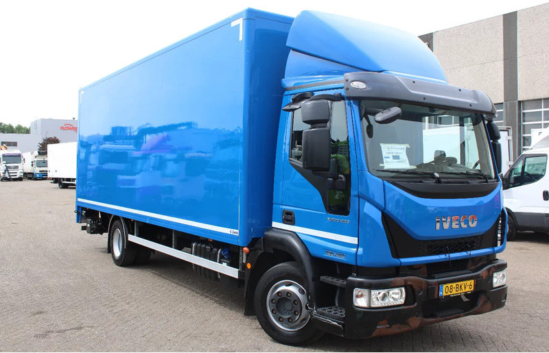 Iveco Eurocargo 120E18 + LIFT + EURO 6 + 10 PIECES IN STOCK - משאית תיבה: תמונה 2 Iveco Eurocargo 120E18 + LIFT + EURO 6 + 10 PIECES IN STOCK - משאית תיבה: תמונה 2