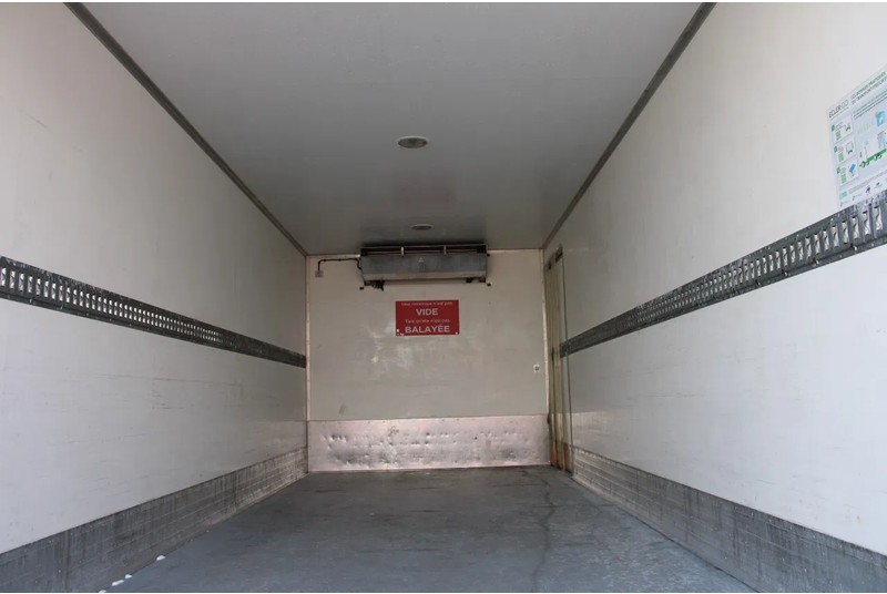 Iveco Eurocargo 140E + CARRIER + MANUAL + ATP!! LIFT + EURO 5 - משאית קירור: תמונה 5 Iveco Eurocargo 140E + CARRIER + MANUAL + ATP!! LIFT + EURO 5 - משאית קירור: תמונה 5