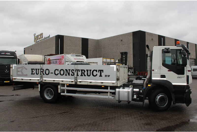 Iveco Stralis 360 + 19t + euro 5 - משאית צד נופל/ שטוחה: תמונה 4 Iveco Stralis 360 + 19t + euro 5 - משאית צד נופל/ שטוחה: תמונה 4