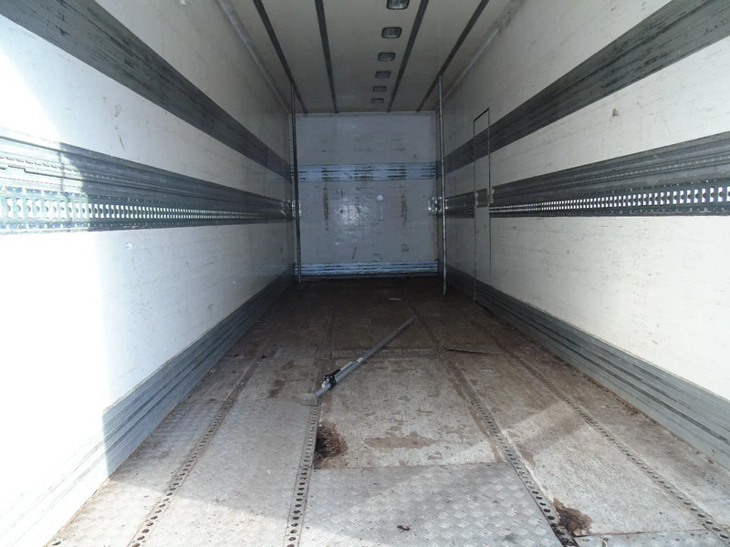 Iveco Stralis 430 + 6X2 + LIFT - משאית תיבה: תמונה 5 Iveco Stralis 430 + 6X2 + LIFT - משאית תיבה: תמונה 5