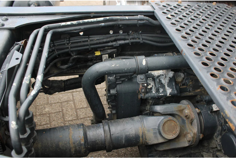 יחידת טרקטור Iveco Stralis 460 + 6X2 + RETARDER + EURO 6 + SPOILERS: תמונה 7