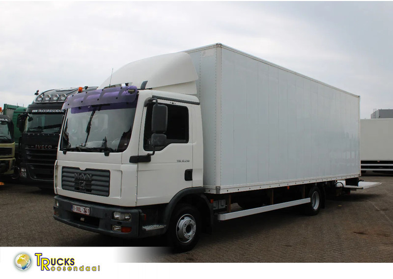 MAN TGL 12.210 + LIFT + MANUAL - משאית תיבה: תמונה 1 MAN TGL 12.210 + LIFT + MANUAL - משאית תיבה: תמונה 1