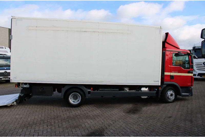 MAN TGL 8.220 + MANUAL - משאית קירור: תמונה 4 MAN TGL 8.220 + MANUAL - משאית קירור: תמונה 4