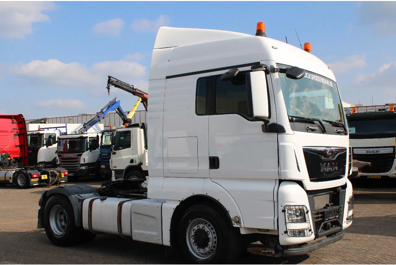 MAN TGX 18.480 + EURO 6 + 4x4 hydro + MANUAL + SPOILER - יחידת טרקטור: תמונה 4 MAN TGX 18.480 + EURO 6 + 4x4 hydro + MANUAL + SPOILER - יחידת טרקטור: תמונה 4