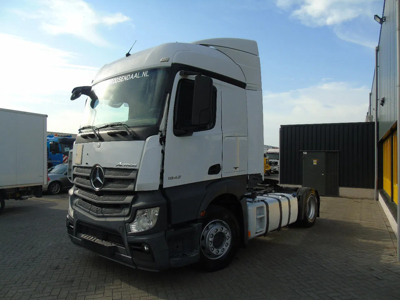 Mercedes-Benz Actros 1842 + euro 5 + spoiler - יחידת טרקטור: תמונה 2 Mercedes-Benz Actros 1842 + euro 5 + spoiler - יחידת טרקטור: תמונה 2