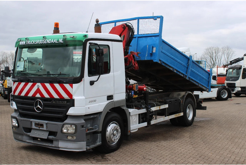 Mercedes-Benz Actros 2032 + HMF 1460 + Tipper + Steel Steel - מזהיר: תמונה 5 Mercedes-Benz Actros 2032 + HMF 1460 + Tipper + Steel Steel - מזהיר: תמונה 5