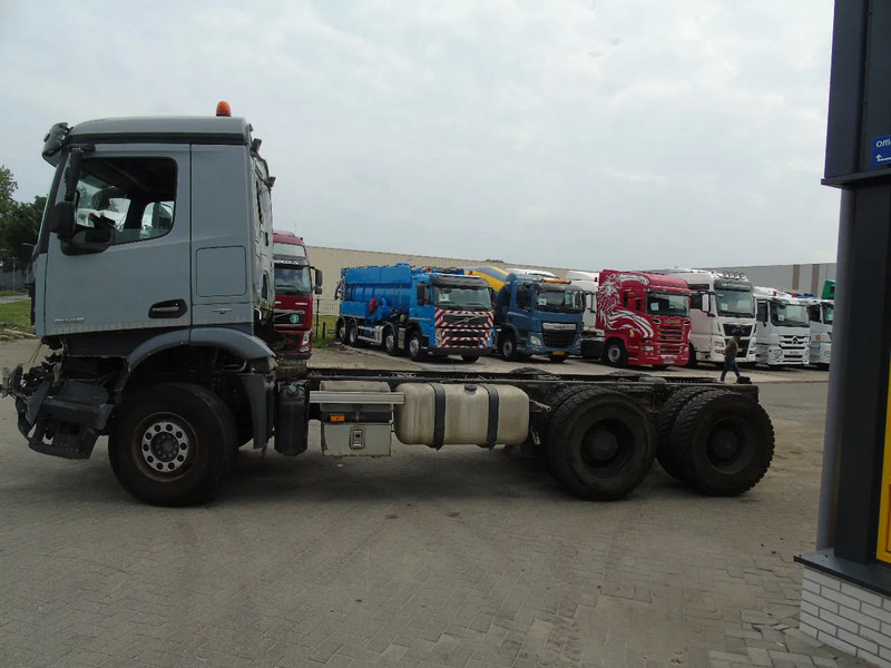 Mercedes-Benz Arocs 2640 + 6x4 + functional / engine good + EURO 6 + Drivabale - משאית עם שלדת תא: תמונה 4 Mercedes-Benz Arocs 2640 + 6x4 + functional / engine good + EURO 6 + Drivabale - משאית עם שלדת תא: תמונה 4