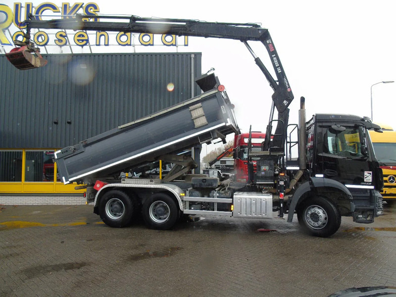 Mercedes-Benz Arocs 2643 + HIAB HIDUO 188B-3 + 6X4 + 3 SIDE TIPPER + REMOTE - מזהיר, משאית מנוף: תמונה 3 Mercedes-Benz Arocs 2643 + HIAB HIDUO 188B-3 + 6X4 + 3 SIDE TIPPER + REMOTE - מזהיר, משאית מנוף: תמונה 3