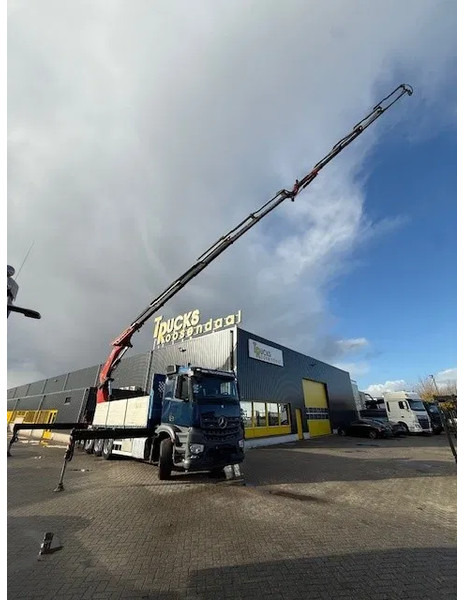Mercedes-Benz Arocs 3251 + FASSI 660RA .26.HE 6x Extensions + 4x JIB + 8x4 + remote - משאית מנוף: תמונה 2 Mercedes-Benz Arocs 3251 + FASSI 660RA .26.HE 6x Extensions + 4x JIB + 8x4 + remote - משאית מנוף: תמונה 2