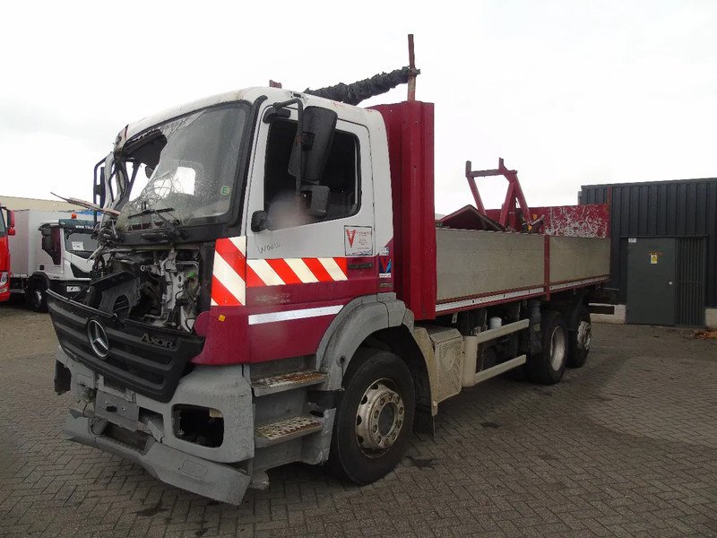 Mercedes-Benz Axor 2633 + 6x2 + euro 5 + manual - משאית עם שלדת תא, משאית מנוף: תמונה 2 Mercedes-Benz Axor 2633 + 6x2 + euro 5 + manual - משאית עם שלדת תא, משאית מנוף: תמונה 2