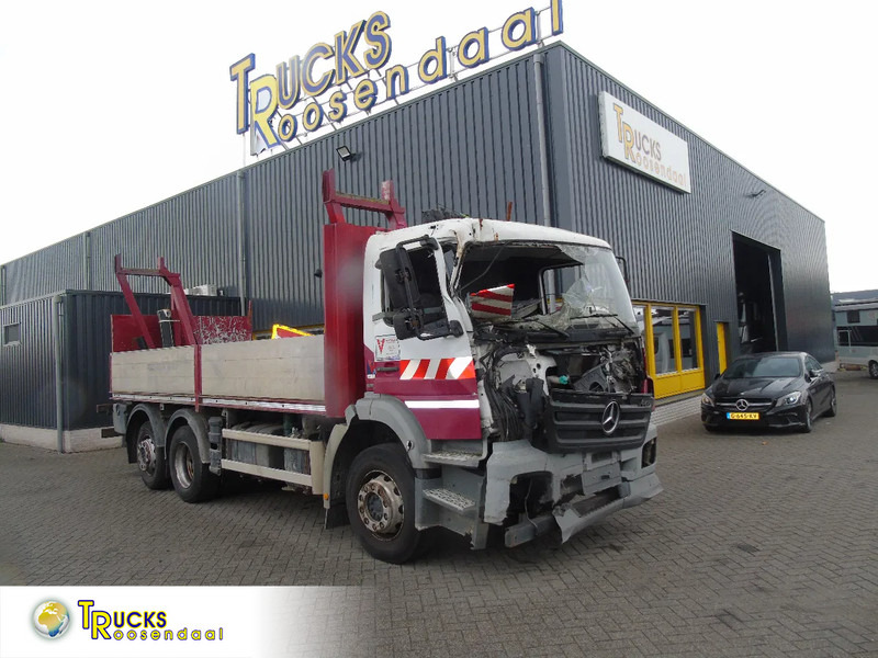 Mercedes-Benz Axor 2633 + 6x2 + euro 5 + manual - משאית עם שלדת תא, משאית מנוף: תמונה 1 Mercedes-Benz Axor 2633 + 6x2 + euro 5 + manual - משאית עם שלדת תא, משאית מנוף: תמונה 1