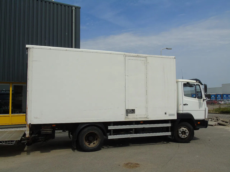 Mercedes-Benz Ecoliner 1117 + EURO 2 + MANUAL - משאית תיבה: תמונה 4 Mercedes-Benz Ecoliner 1117 + EURO 2 + MANUAL - משאית תיבה: תמונה 4