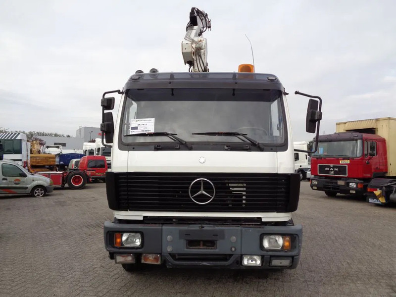 Mercedes-Benz SK 2433 + Semi-Auto + PTO + Serie 14 Crane + 3 pedals - משאית מערכת כבלים, משאית מנוף: תמונה 2 Mercedes-Benz SK 2433 + Semi-Auto + PTO + Serie 14 Crane + 3 pedals - משאית מערכת כבלים, משאית מנוף: תמונה 2