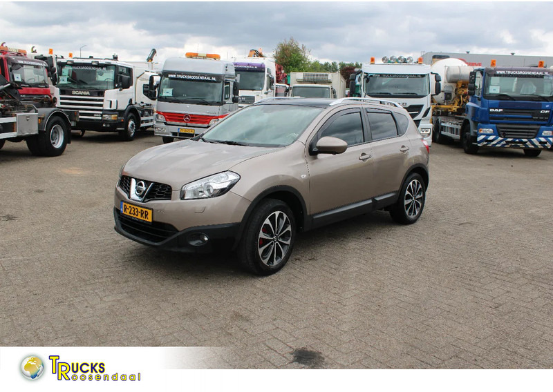 Nissan QASHQAI 2.0 AUTOMATIC / CAMERA - מכונית: תמונה 1 Nissan QASHQAI 2.0 AUTOMATIC / CAMERA - מכונית: תמונה 1