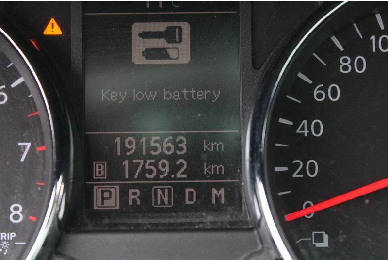 Nissan QASHQAI 2.0 AUTOMATIC / CAMERA - מכונית: תמונה 4 Nissan QASHQAI 2.0 AUTOMATIC / CAMERA - מכונית: תמונה 4