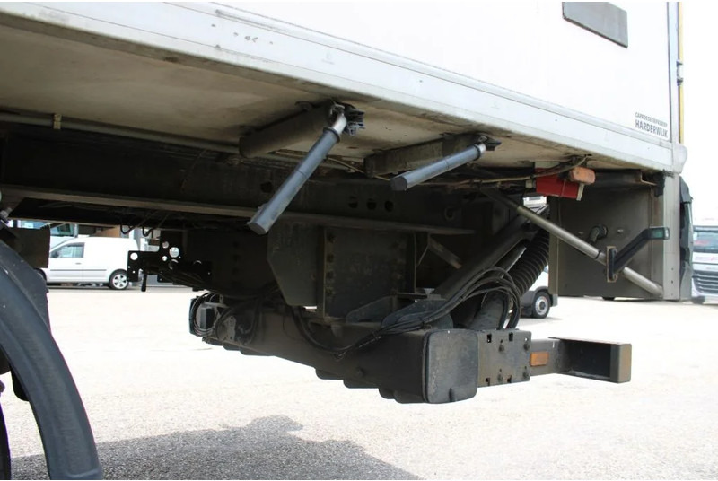 סמיטריילר עם קירור Pacton 1x SAF + frigo + lift: תמונה 15
