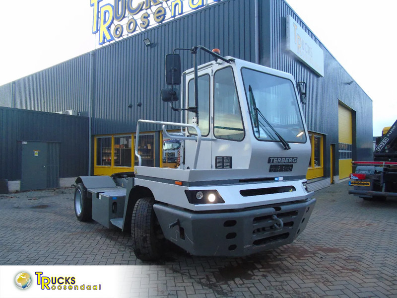 Terberg YT 182 fully funtion + perfect - טרקטור מסוף: תמונה 1 Terberg YT 182 fully funtion + perfect - טרקטור מסוף: תמונה 1