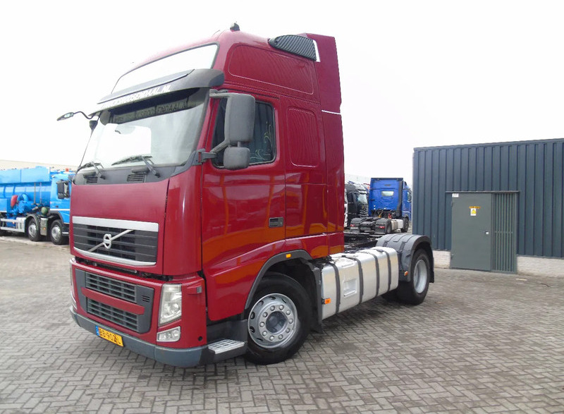 Volvo FH 420 + MANUAL + EURO 5 + 6x IN STOCK - יחידת טרקטור: תמונה 2 Volvo FH 420 + MANUAL + EURO 5 + 6x IN STOCK - יחידת טרקטור: תמונה 2