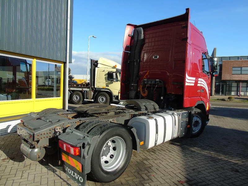 Volvo FH 420 + XL CABINE + EURO 5+ MANUAL - יחידת טרקטור: תמונה 3 Volvo FH 420 + XL CABINE + EURO 5+ MANUAL - יחידת טרקטור: תמונה 3