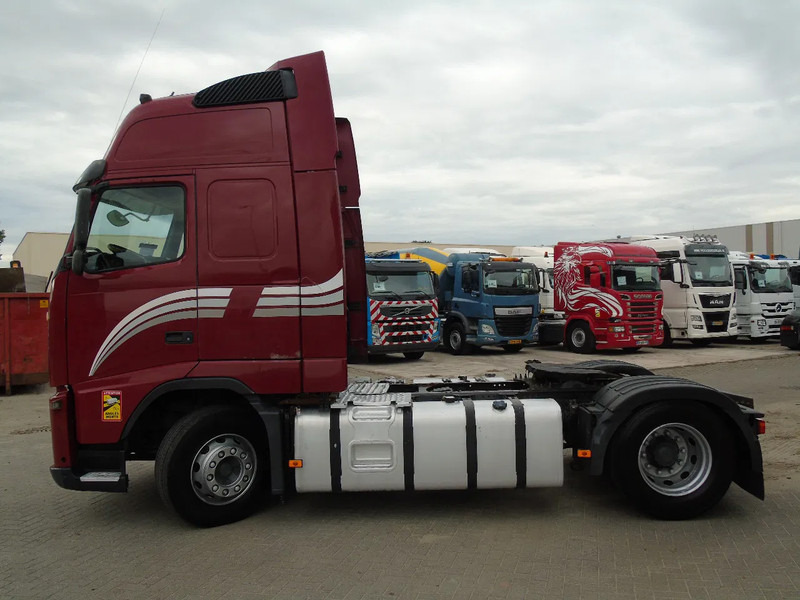 Volvo FH 460 + XL CAB + MANUAL + EURO 5 - יחידת טרקטור: תמונה 2 Volvo FH 460 + XL CAB + MANUAL + EURO 5 - יחידת טרקטור: תמונה 2