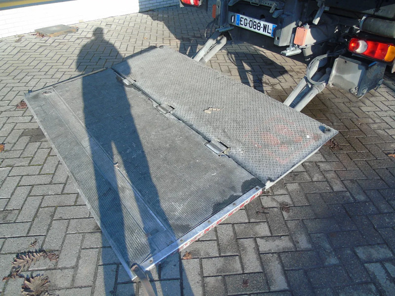 Volvo FL 14.210 + ATP/FRC + CARRIER + LIFT - משאית קירור: תמונה 5 Volvo FL 14.210 + ATP/FRC + CARRIER + LIFT - משאית קירור: תמונה 5