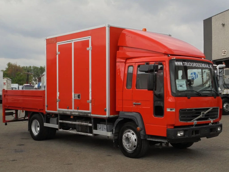 Volvo FL 220 + Manual + HMF 150 crane - משאית צד נופל/ שטוחה: תמונה 3 Volvo FL 220 + Manual + HMF 150 crane - משאית צד נופל/ שטוחה: תמונה 3