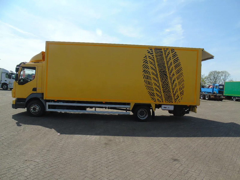 Volvo FL 240 + MANUAL + lift - משאית תיבה: תמונה 5 Volvo FL 240 + MANUAL + lift - משאית תיבה: תמונה 5
