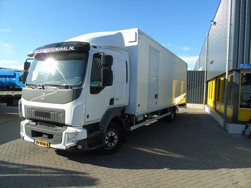 Volvo FL 250 + euro 6 + lift + 12T - משאית תיבה: תמונה 2 Volvo FL 250 + euro 6 + lift + 12T - משאית תיבה: תמונה 2