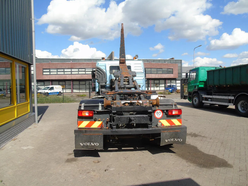 Volvo FM 340 + MANUAL + 19T - משאית הרמת וו: תמונה 4 Volvo FM 340 + MANUAL + 19T - משאית הרמת וו: תמונה 4