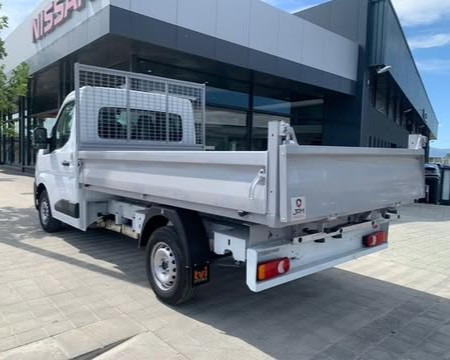 Nissan - מזהיר: תמונה 3 Nissan - מזהיר: תמונה 3