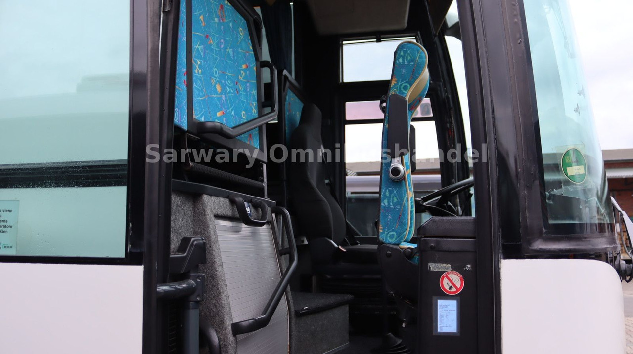 Setra 215 HDH*41 Sitze*VIP*8 Gang*Klima*WC*TV*Clubecke - אוטובוס בין עירוני: תמונה 5 Setra 215 HDH*41 Sitze*VIP*8 Gang*Klima*WC*TV*Clubecke - אוטובוס בין עירוני: תמונה 5