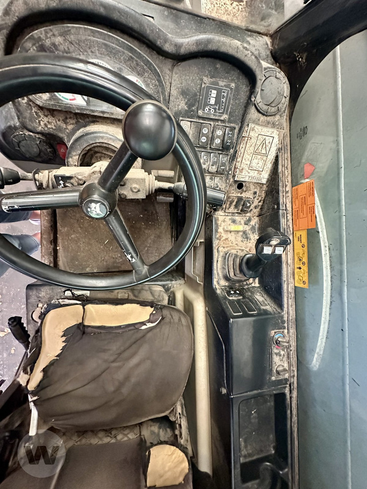 Bobcat T 35100 L - מפעיל טלסקופי: תמונה 3 Bobcat T 35100 L - מפעיל טלסקופי: תמונה 3