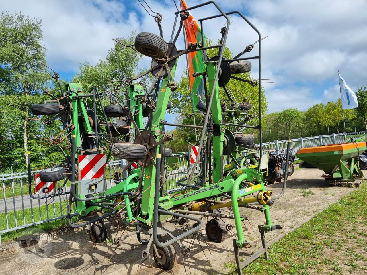 Deutz-Fahr Condimaster 7621 - גורף/ מגרפה: תמונה 3 Deutz-Fahr Condimaster 7621 - גורף/ מגרפה: תמונה 3