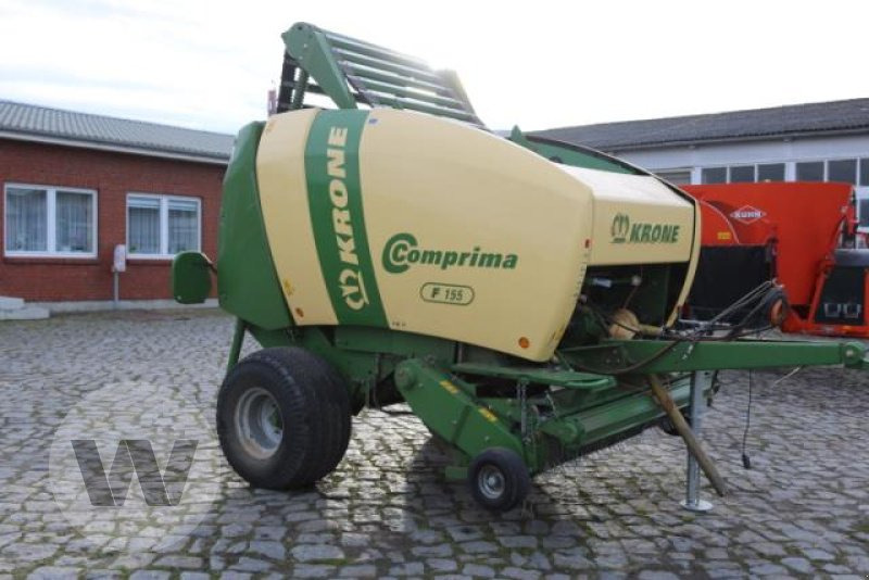Krone Comprima F 155 - מכונת צרור עגולה: תמונה 1 Krone Comprima F 155 - מכונת צרור עגולה: תמונה 1