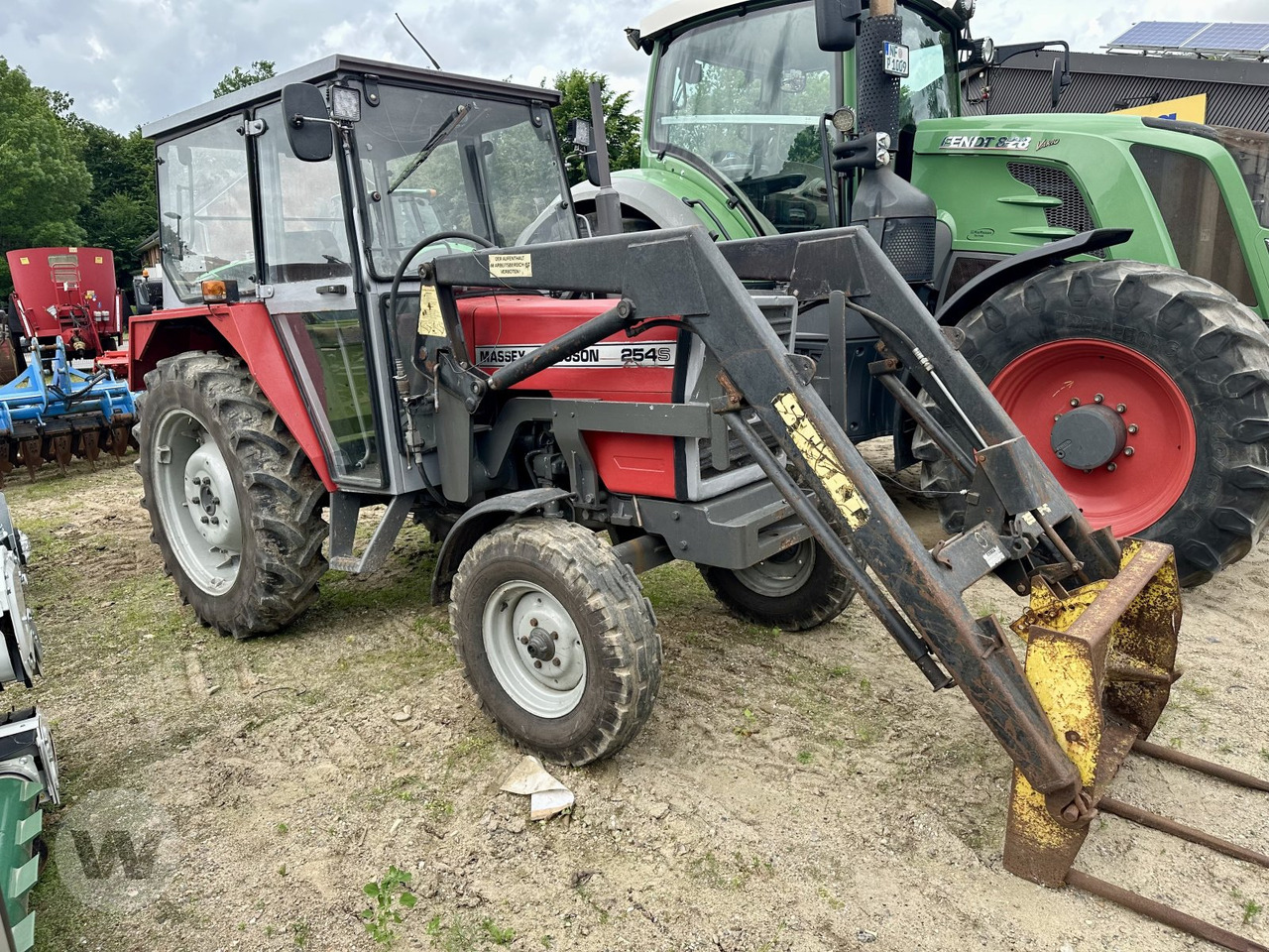 Massey Ferguson 254S - טרקטור חקלאי: תמונה 1 Massey Ferguson 254S - טרקטור חקלאי: תמונה 1