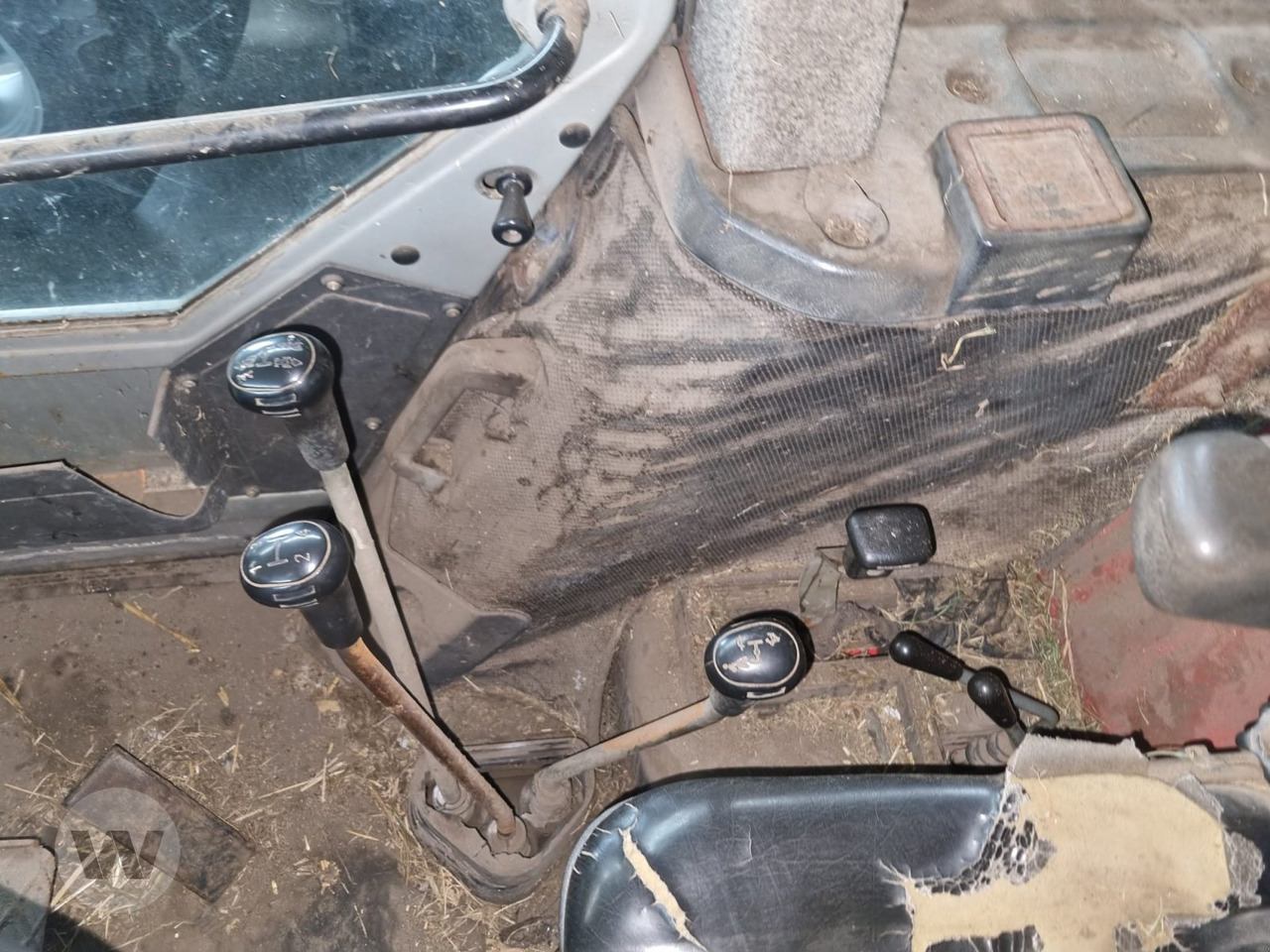 Massey Ferguson 397 - טרקטור חקלאי: תמונה 4 Massey Ferguson 397 - טרקטור חקלאי: תמונה 4