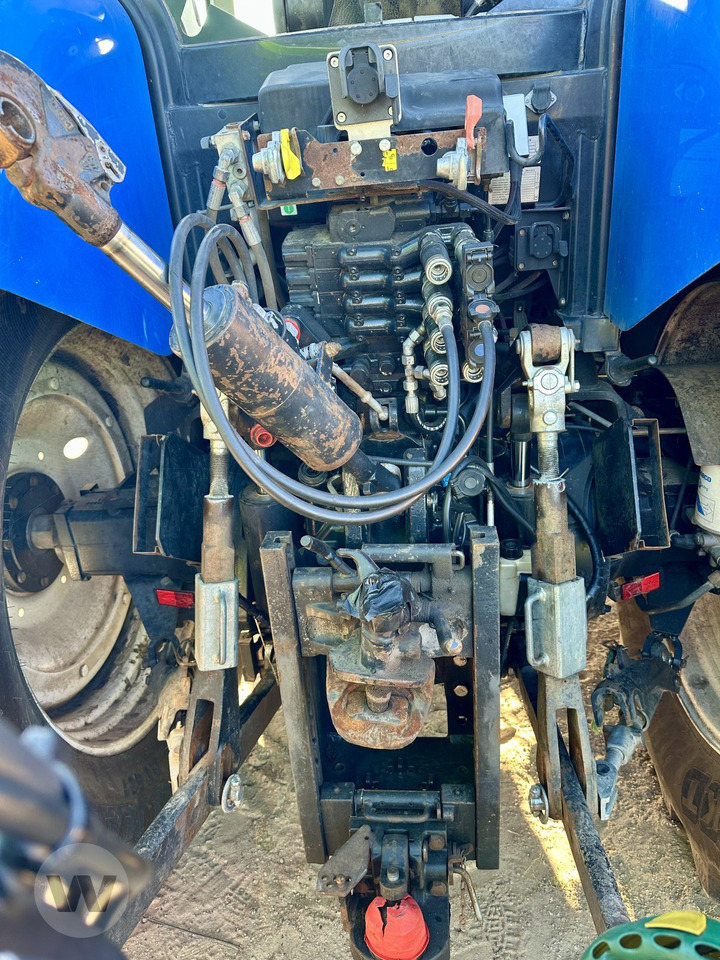 New Holland T 7.210 - טרקטור חקלאי: תמונה 5 New Holland T 7.210 - טרקטור חקלאי: תמונה 5