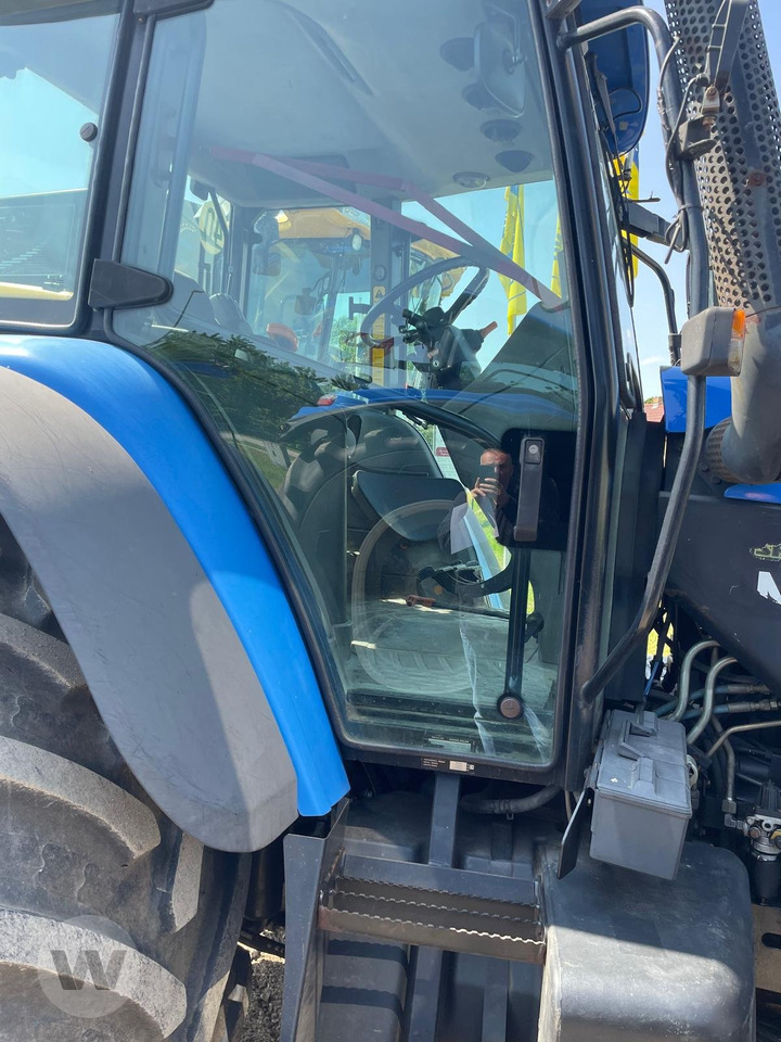 New Holland TM 190 - טרקטור חקלאי: תמונה 2 New Holland TM 190 - טרקטור חקלאי: תמונה 2