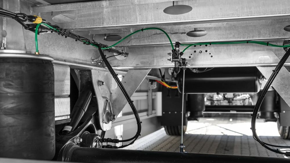 Humbaur Przyczepa burtowa HD 18 - קרון נגרר צד נופל/ שטוח: תמונה 5 Humbaur Przyczepa burtowa HD 18 - קרון נגרר צד נופל/ שטוח: תמונה 5