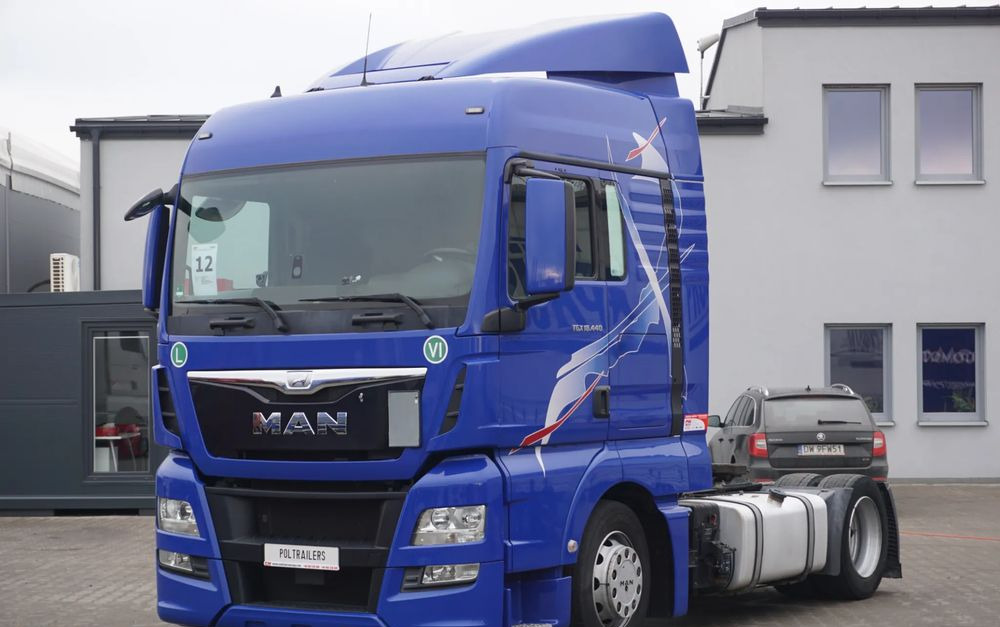 MAN 2 szt. Low-Deck i Standard TGX 18.440 - יחידת טרקטור: תמונה 2 MAN 2 szt. Low-Deck i Standard TGX 18.440 - יחידת טרקטור: תמונה 2