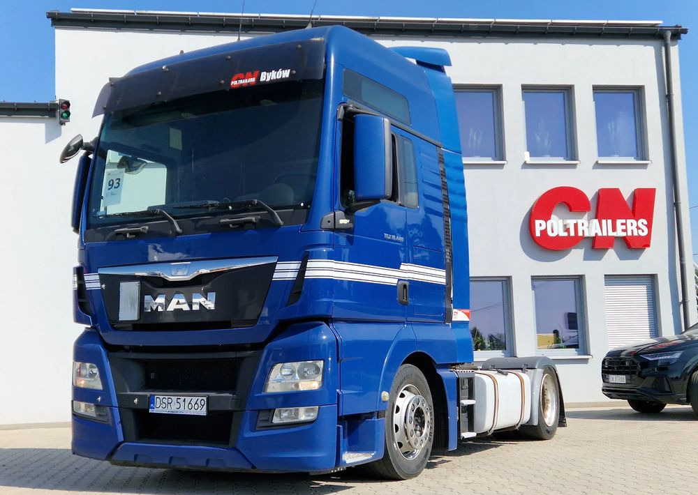 MAN TGX 18.440 LOWDECK - יחידת טרקטור: תמונה 1 MAN TGX 18.440 LOWDECK - יחידת טרקטור: תמונה 1
