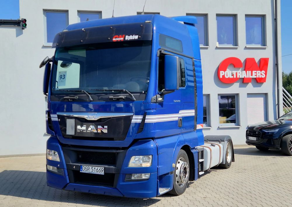 MAN TGX 18.440 LOWDECK - יחידת טרקטור: תמונה 2 MAN TGX 18.440 LOWDECK - יחידת טרקטור: תמונה 2