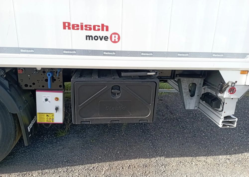 Reisch 3x Ruchoma podłoga 2 - 2022 , 1-2023 - סמיטריילר עם רצפת הליכה: תמונה 4 Reisch 3x Ruchoma podłoga 2 - 2022 , 1-2023 - סמיטריילר עם רצפת הליכה: תמונה 4