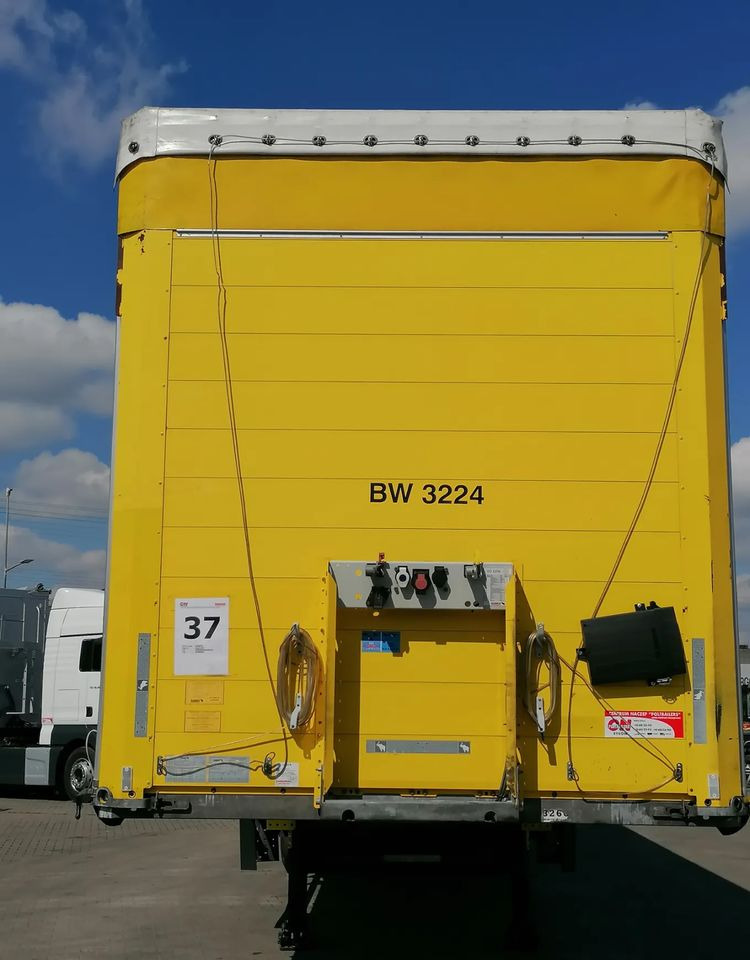 Schmitz Cargobull 2 szt. Standard Firanka, możliwy wynajem - סמיטריילר עם וילונות צד: תמונה 2 Schmitz Cargobull 2 szt. Standard Firanka, możliwy wynajem - סמיטריילר עם וילונות צד: תמונה 2
