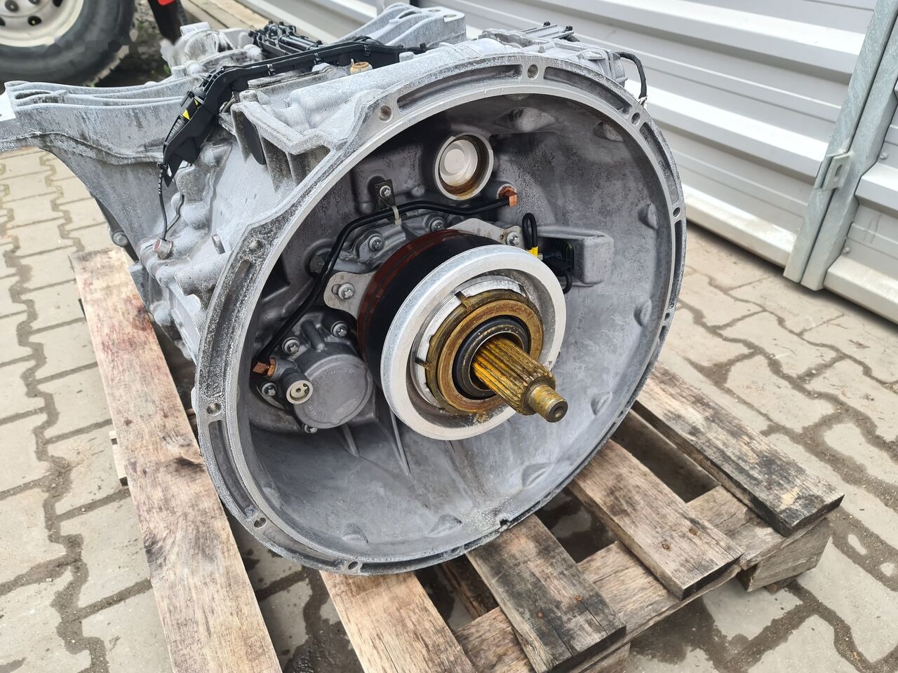תיבת הילוכים עבור משאית Mercedes-Benz ACTROS MP4 G211-12 G 211-12   Mercedes-Benz ACTROS: תמונה 6 תיבת הילוכים עבור משאית Mercedes-Benz ACTROS MP4 G211-12 G 211-12   Mercedes-Benz ACTROS: תמונה 6