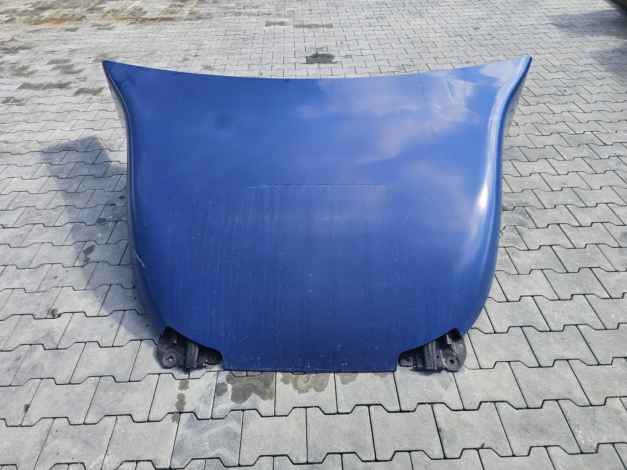 RENAULT RANGE T460 T480 T520 / ROOF SPOILER - אווירודינמיקה/ ספוילר: תמונה 2 RENAULT RANGE T460 T480 T520 / ROOF SPOILER - אווירודינמיקה/ ספוילר: תמונה 2