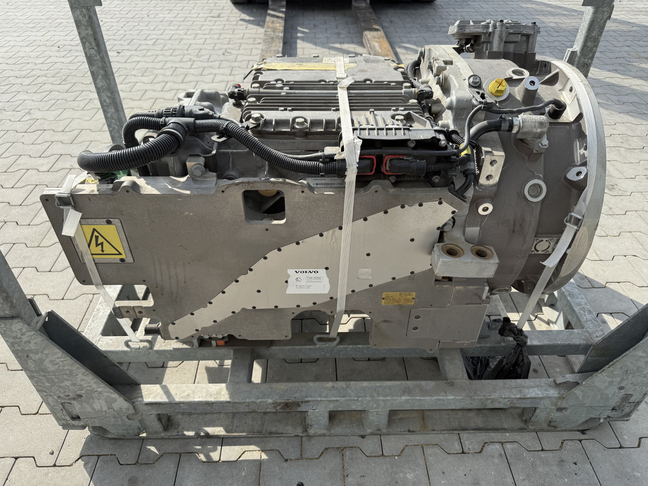 VOLVO BUS HYBRID Automatic gearbox AT2412F electric motor EMDS120 (EMD300B) / NEW - תיבת הילוכים עבור אוטובוס עירוני: תמונה 5 VOLVO BUS HYBRID Automatic gearbox AT2412F electric motor EMDS120 (EMD300B) / NEW - תיבת הילוכים עבור אוטובוס עירוני: תמונה 5
